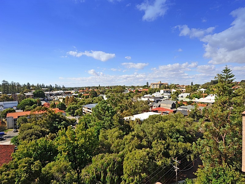 112/4 Dover Court, Mosman Park WA 6012