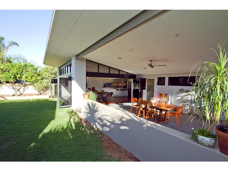 6 Chesham Way, Hamilton Hill WA 6163