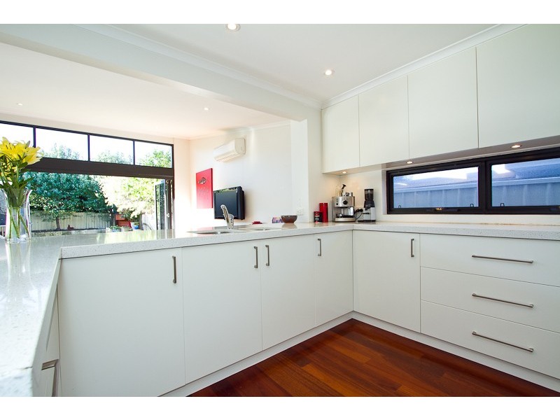 6 Chesham Way, Hamilton Hill WA 6163