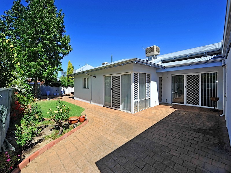 81 Evans Street, Shenton Park WA 6008