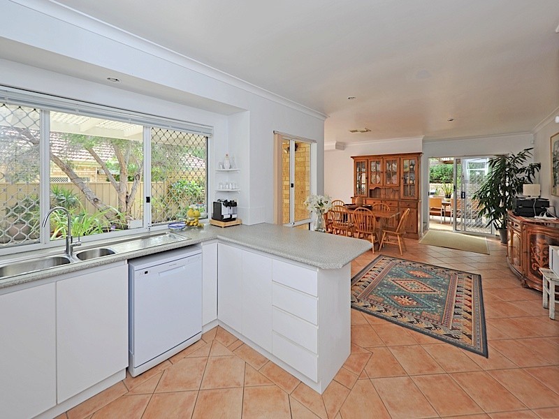 47 Somerset Crescent, Mosman Park WA 6012