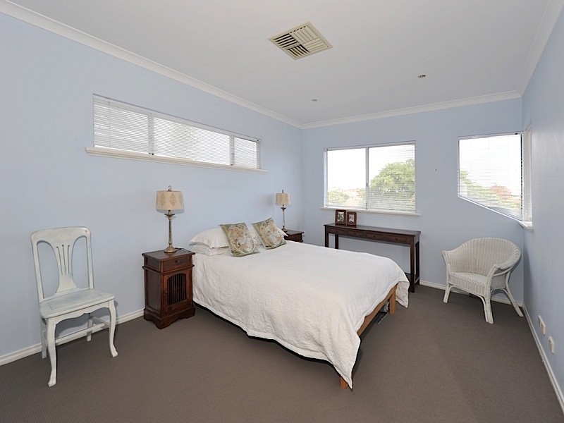 47 Somerset Crescent, Mosman Park WA 6012