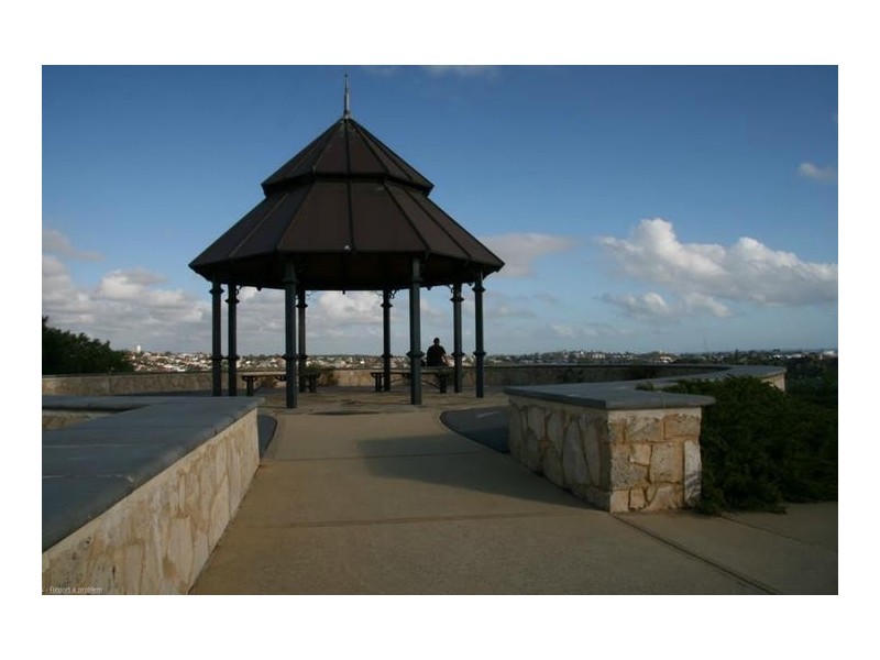 47 Somerset Crescent, Mosman Park WA 6012