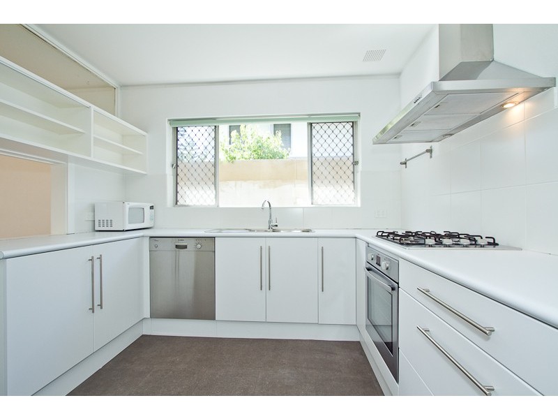 31 Pearse Street, Cottesloe WA 6011