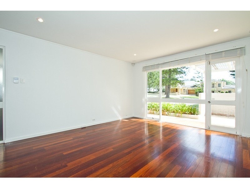 31 Pearse Street, Cottesloe WA 6011