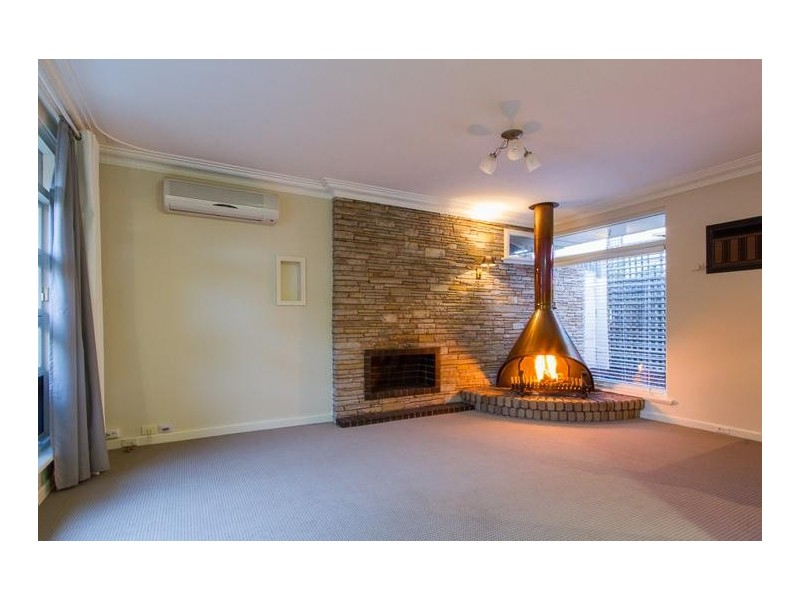 83 Kalinda Drive, City Beach WA 6015