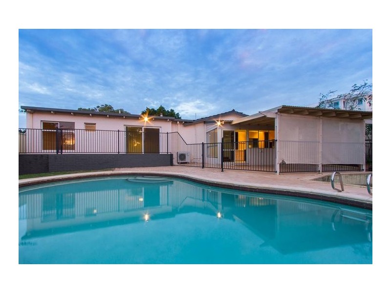 83 Kalinda Drive, City Beach WA 6015