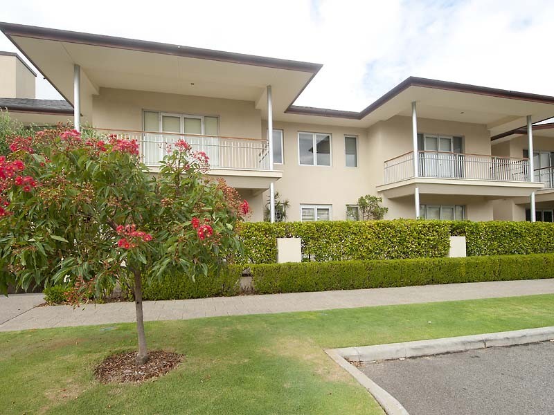 30/1 Corkhill Street, North Fremantle WA 6159