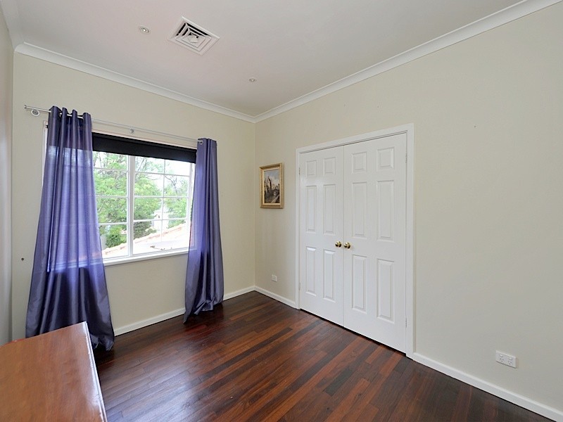 5 Briggs Street, Mosman Park WA 6012