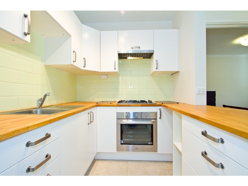 3/4 Dover Court, Mosman Park WA 6012