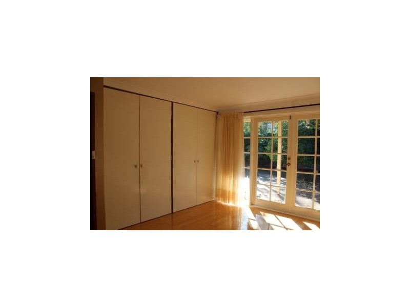 28 Johnston, Peppermint Grove WA 6011