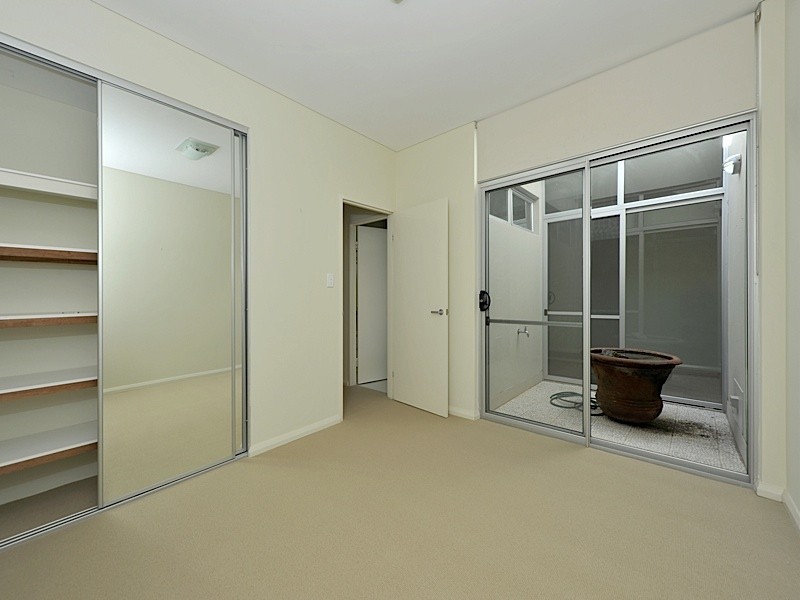 1/30 Jarrad Street, Cottesloe WA 6011