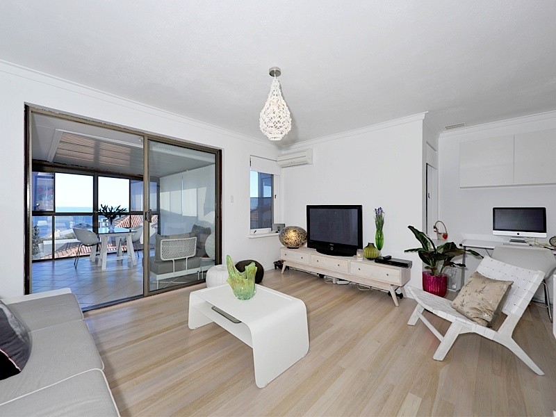 31B Curtin Avenue, Cottesloe WA 6011