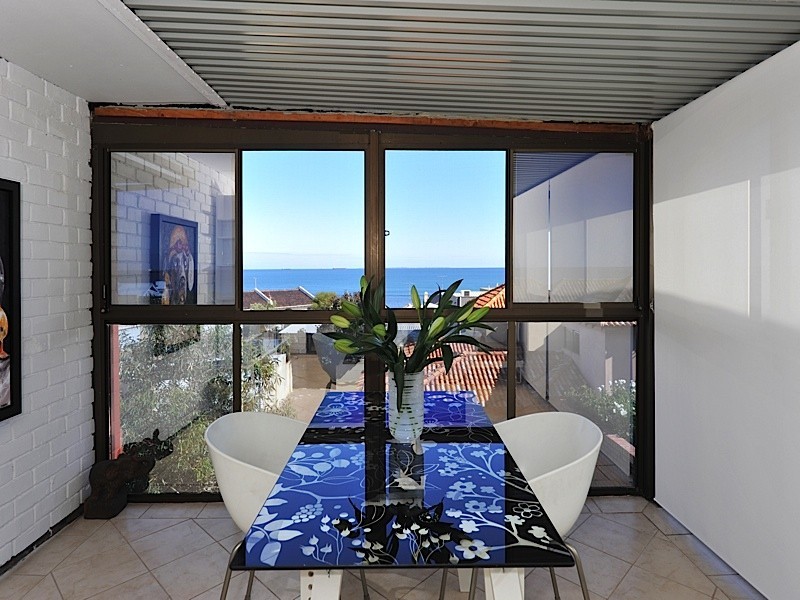 31B Curtin Avenue, Cottesloe WA 6011