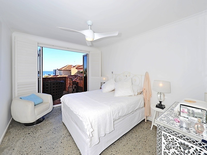 31B Curtin Avenue, Cottesloe WA 6011