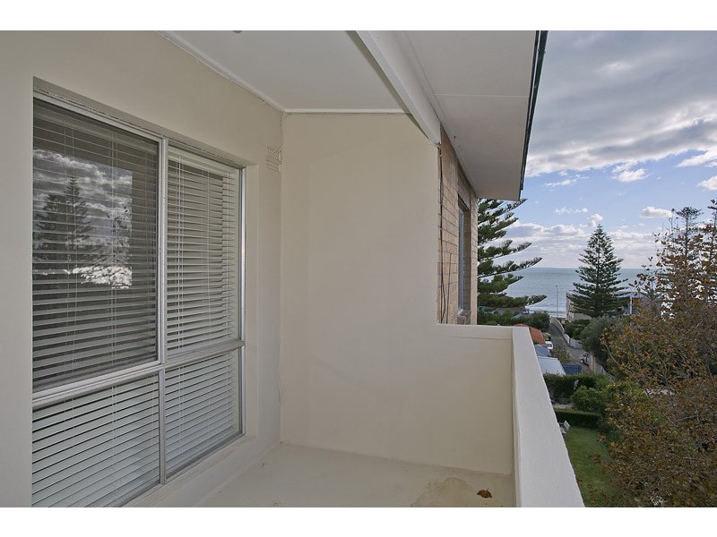 9/23 Avonmore Terrace, Cottesloe WA 6011