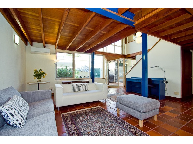 8/51 Rule Street, North Fremantle WA 6159