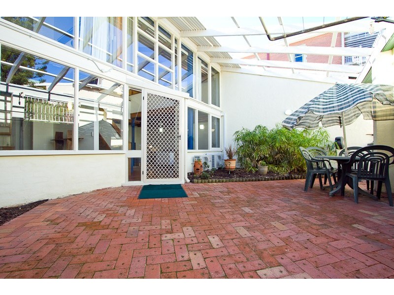 8/51 Rule Street, North Fremantle WA 6159