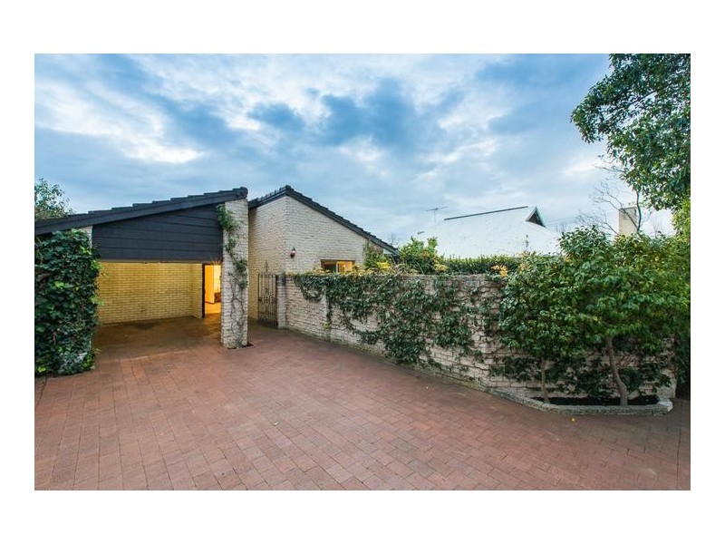 1 Dunbar Road, Claremont WA 6010