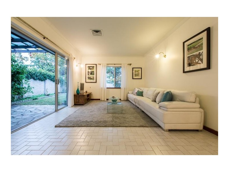 1 Dunbar Road, Claremont WA 6010