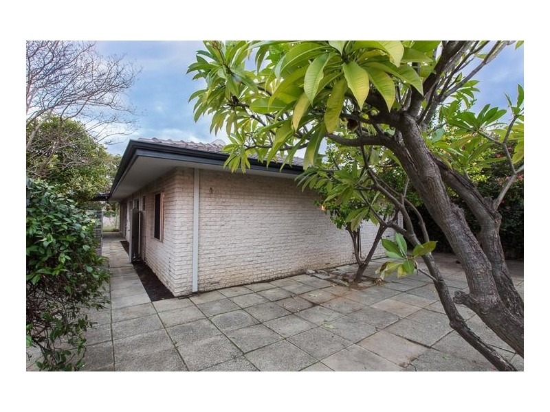 1 Dunbar Road, Claremont WA 6010