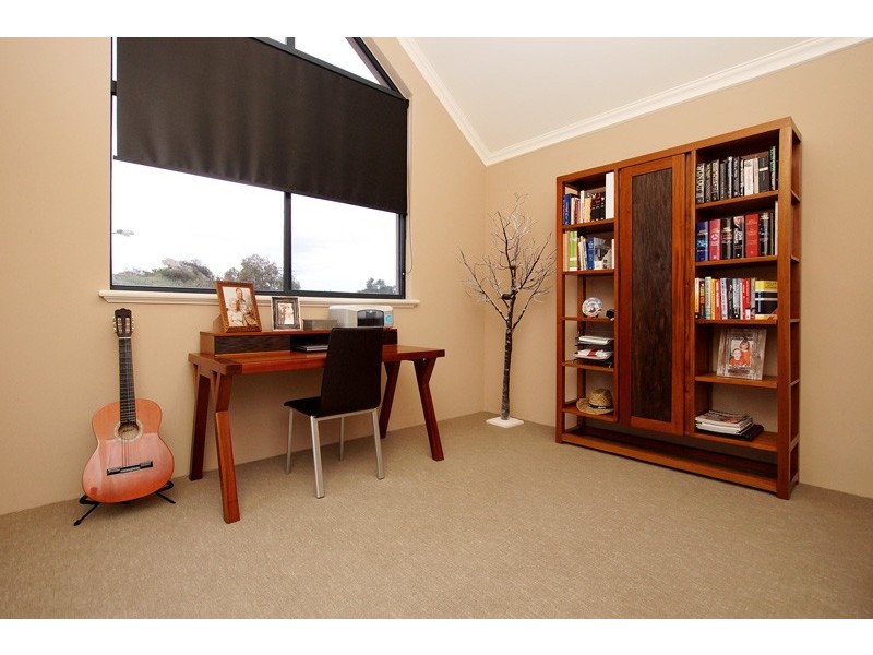 11 Faulkner Circle, Mosman Park WA 6012