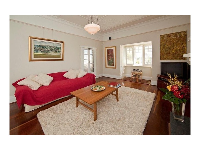 2 Greenham Street, Cottesloe WA 6011