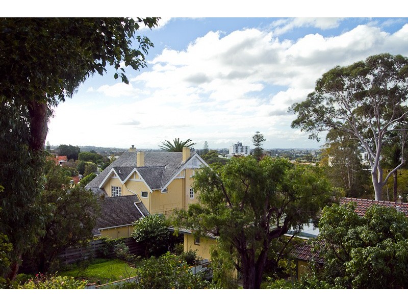 15a Cliff Way, Claremont WA 6010