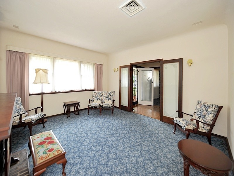 52 Beatrice Road, Dalkeith WA 6009