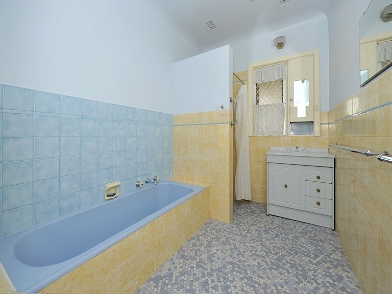 52 Beatrice Road, Dalkeith WA 6009