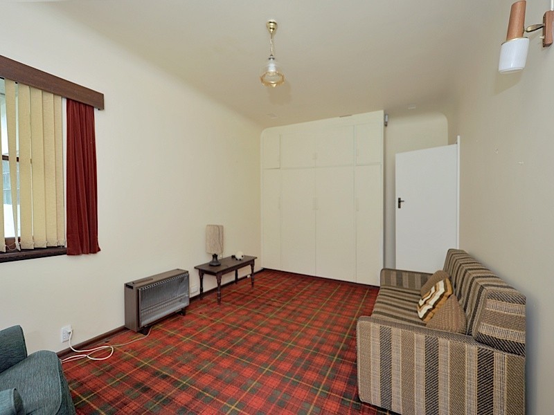 52 Beatrice Road, Dalkeith WA 6009