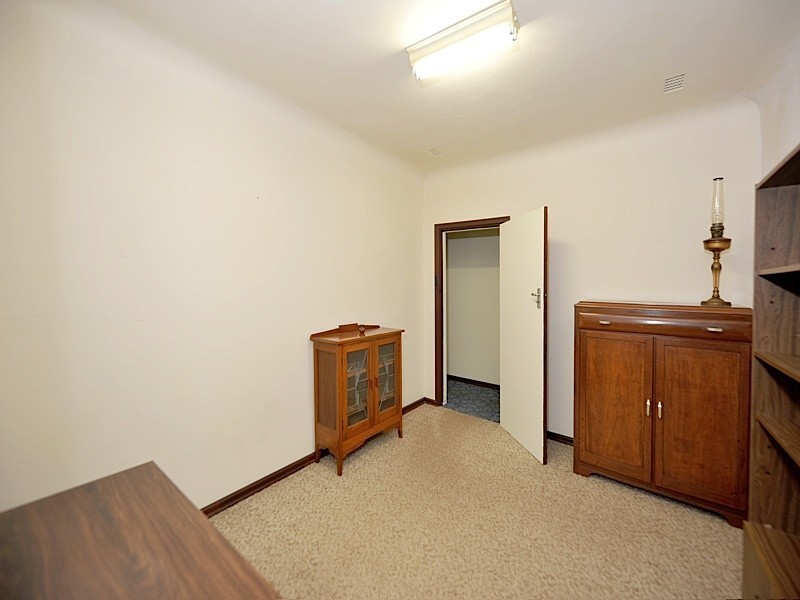 52 Beatrice Road, Dalkeith WA 6009