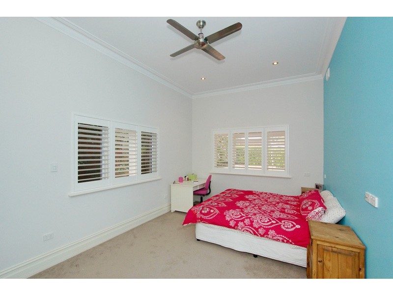 40 Waroonga Road, Nedlands WA 6009