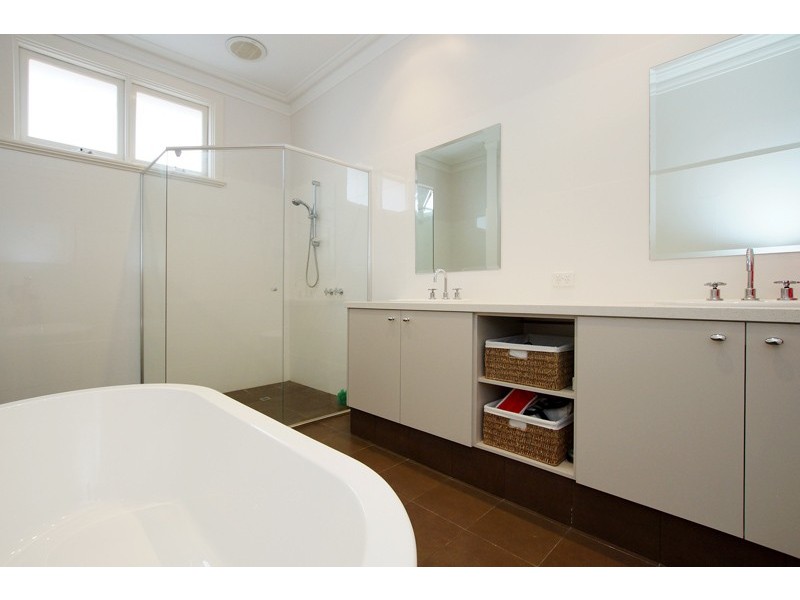 40 Waroonga Road, Nedlands WA 6009