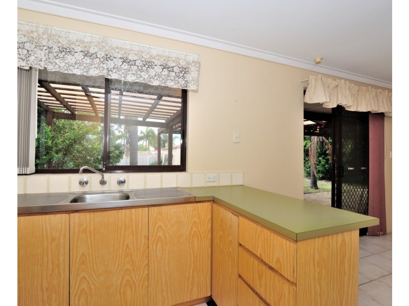 11 Regnans Close, Mirrabooka WA 6061