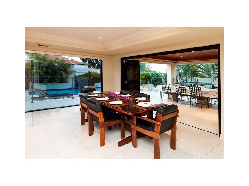 8 Tilton Terrace, City Beach WA 6015