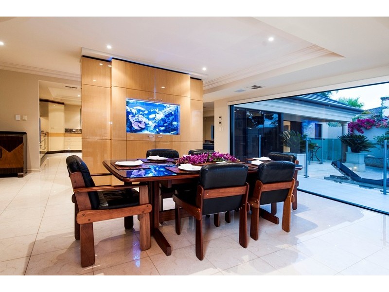 8 Tilton Terrace, City Beach WA 6015