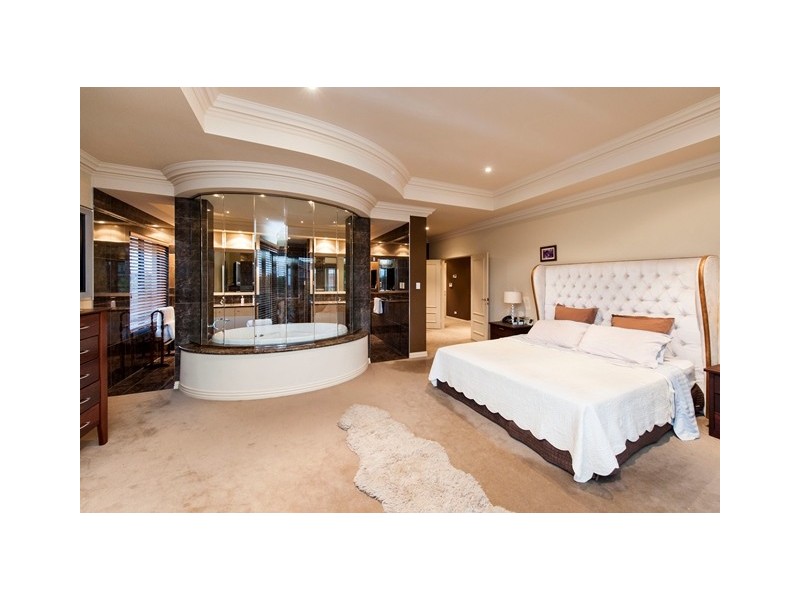 8 Tilton Terrace, City Beach WA 6015