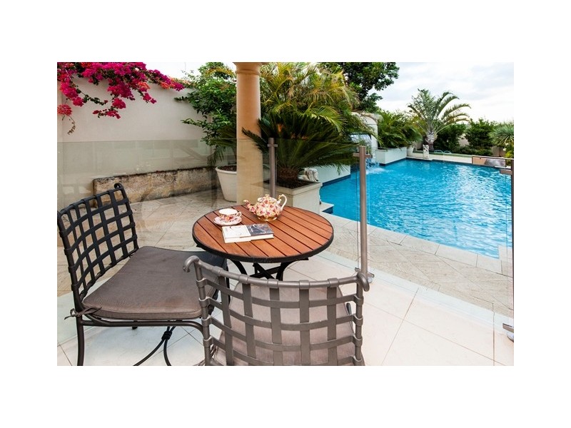 8 Tilton Terrace, City Beach WA 6015