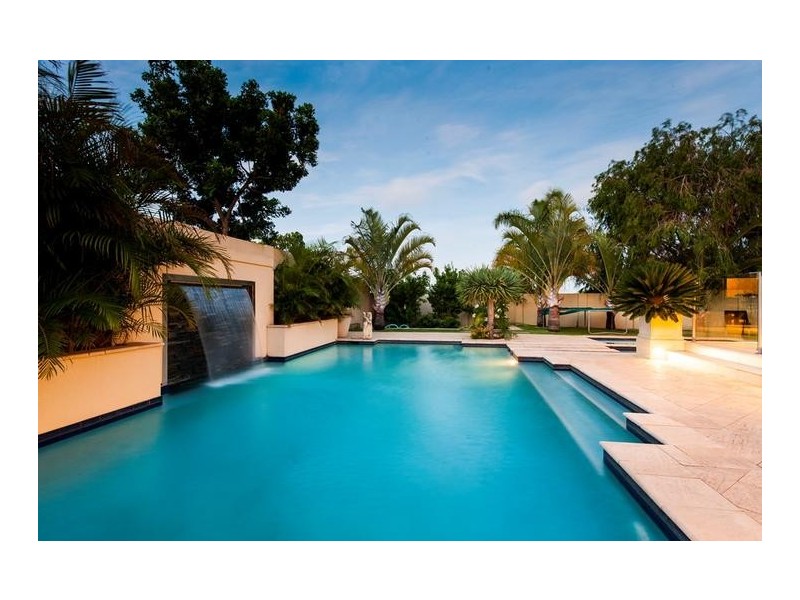 8 Tilton Terrace, City Beach WA 6015