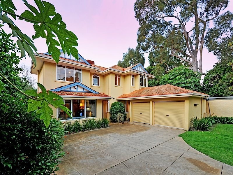 33 Gordon Street, Nedlands WA 6009