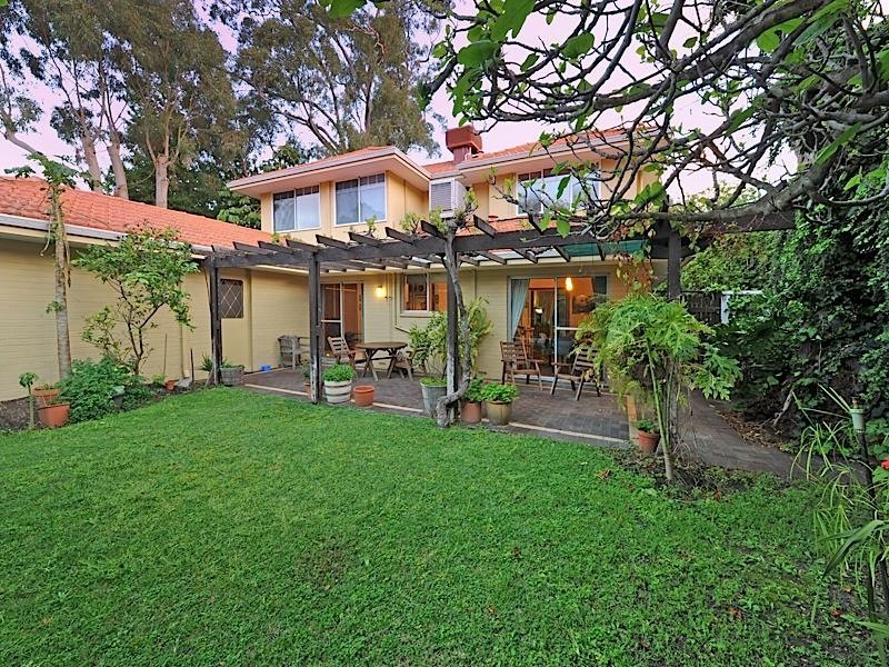 33 Gordon Street, Nedlands WA 6009