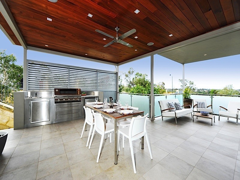 2 Wongin Way, Swanbourne WA 6010