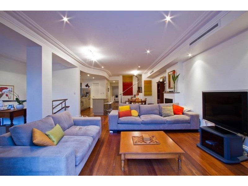 11 Warnham Road, Cottesloe WA 6011