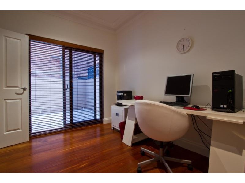 11 Warnham Road, Cottesloe WA 6011