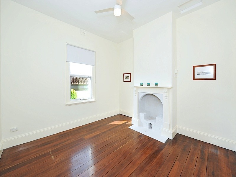 217 Curtin Avenue, Cottesloe WA 6011