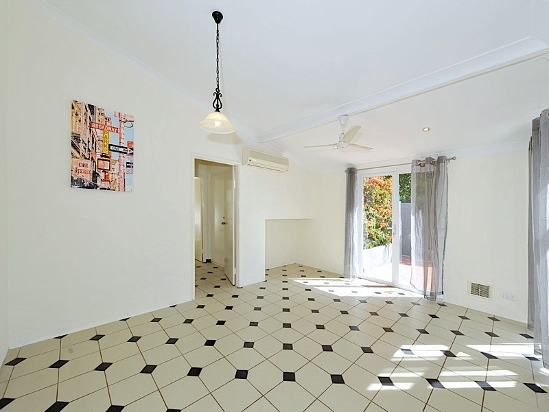 217 Curtin Avenue, Cottesloe WA 6011