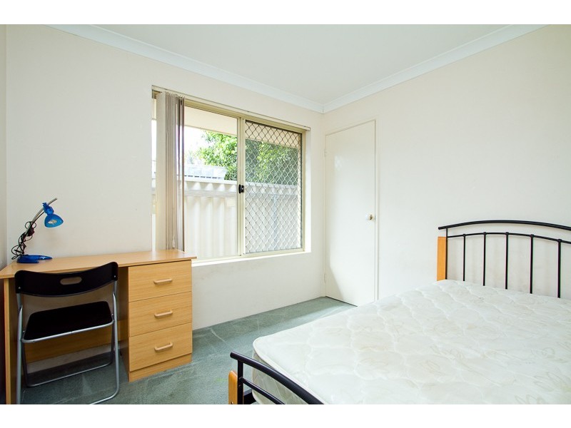 6b Chapman Street, St James WA 6102