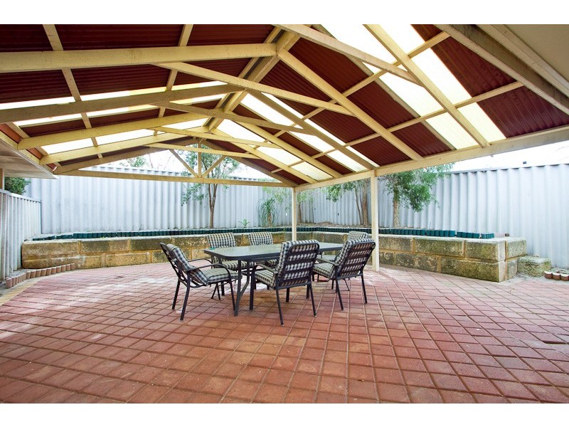 6b Chapman Street, St James WA 6102