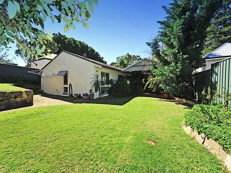 38 Harvey Street, Mosman Park WA 6012